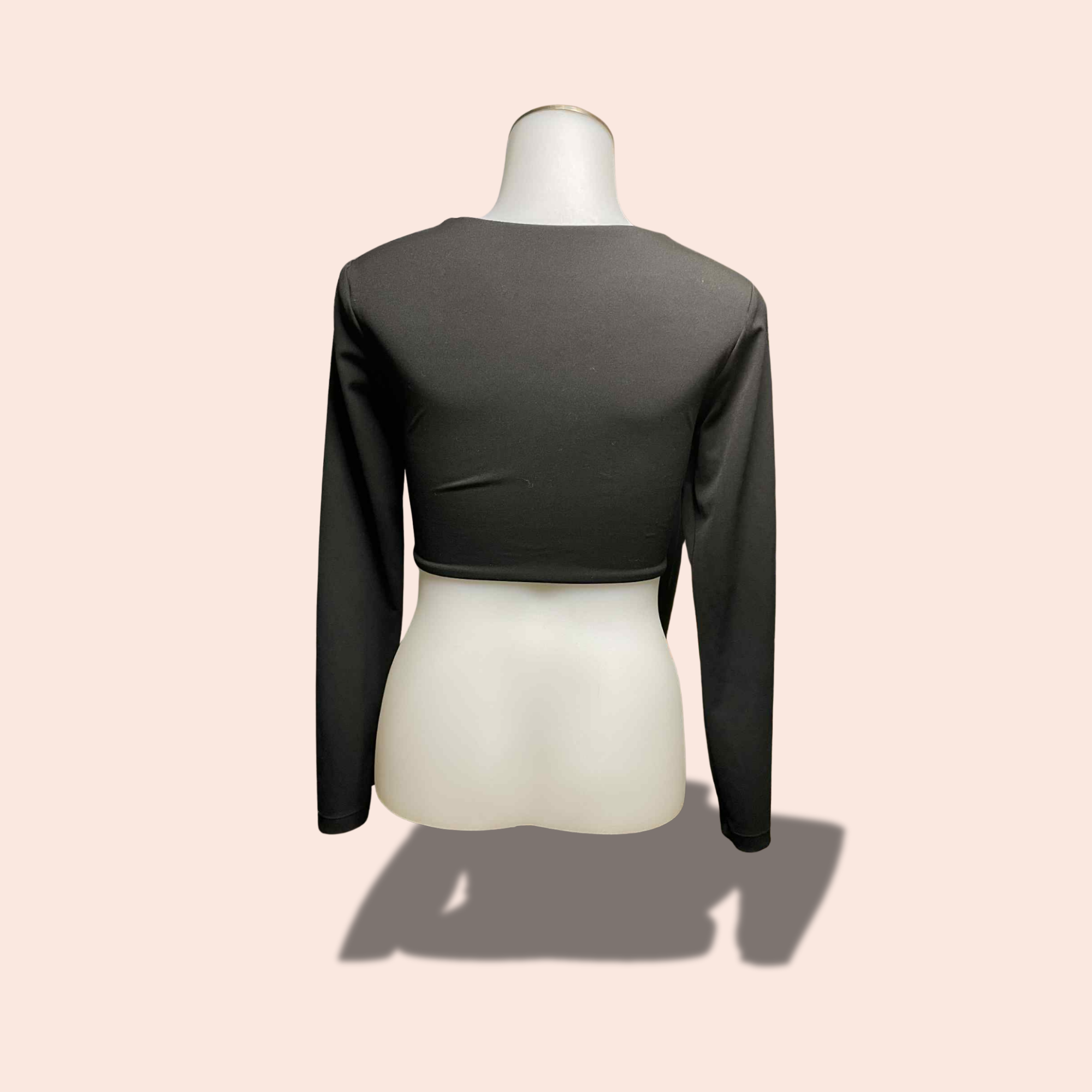 (SIZE LARGE) Black Long-Sleeve Twist Front Crop Top – Pad Compatible