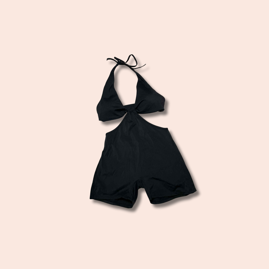 (SIZE LARGE) Fitness Fashioness Sculpter Short Scrunch Romper
